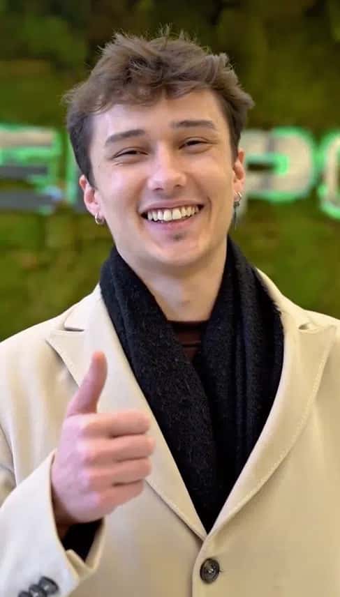 Oral surgery treatment environment at Cellavia Dental Clinic