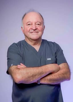 Dr. Mustafa Erdem