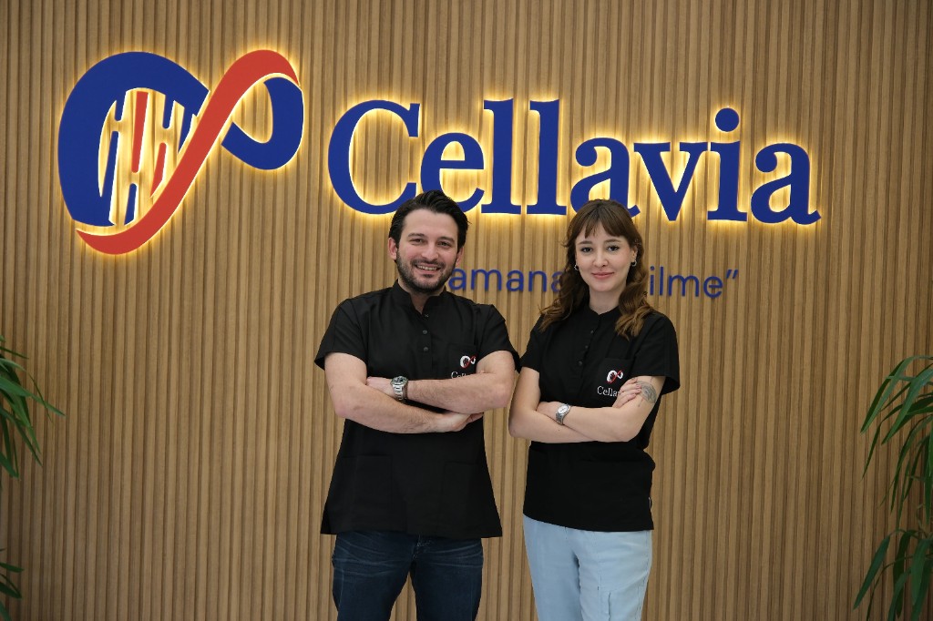 Cellavia Dental Clinic team in Istanbul